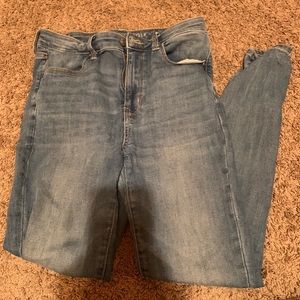 American Eagle High Rise Jeggings!